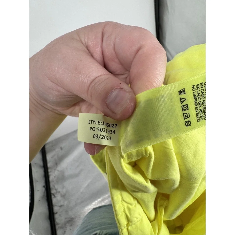 Vineyard Vines Breaker Chino Shorts Mens 36 Neon Yellow Classic Fit 9